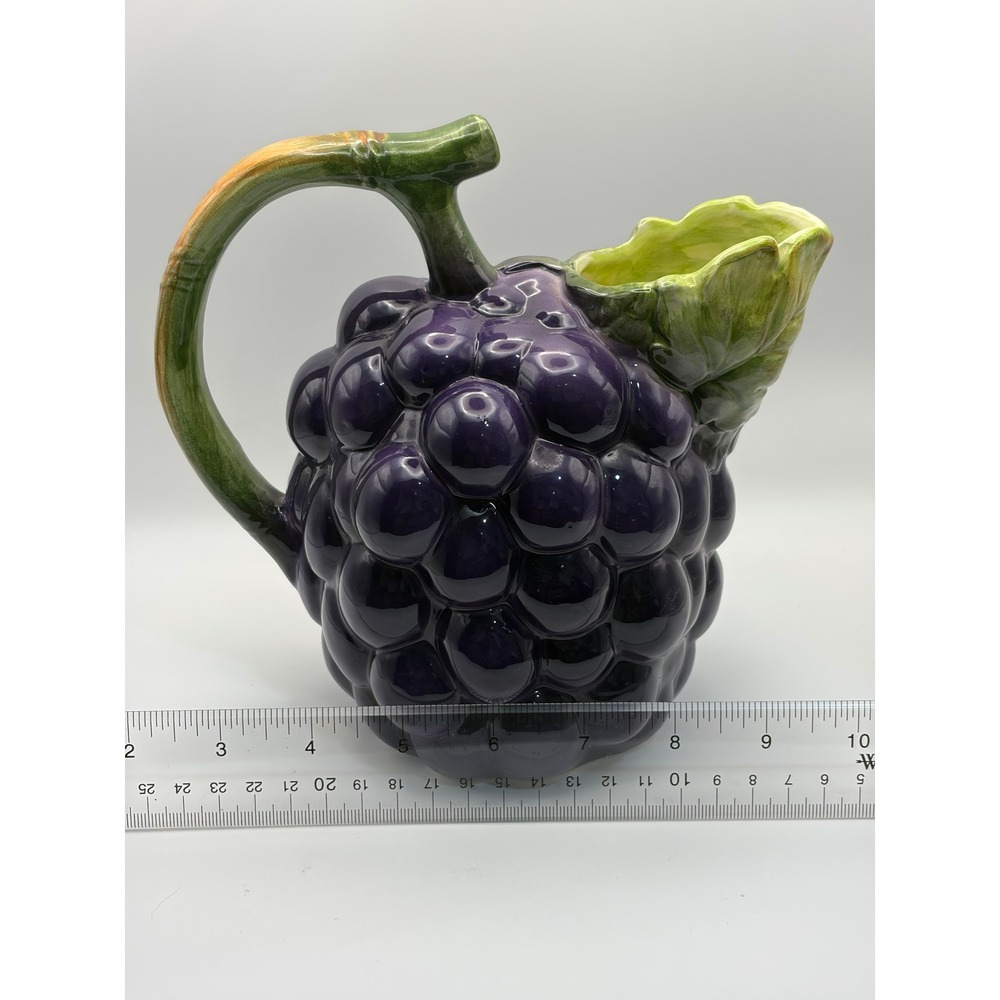 Vintage 1981 The Haldon Group Ceramic Grape Cluster Pitcher Purple Figural Vase - Picture 8 of 8